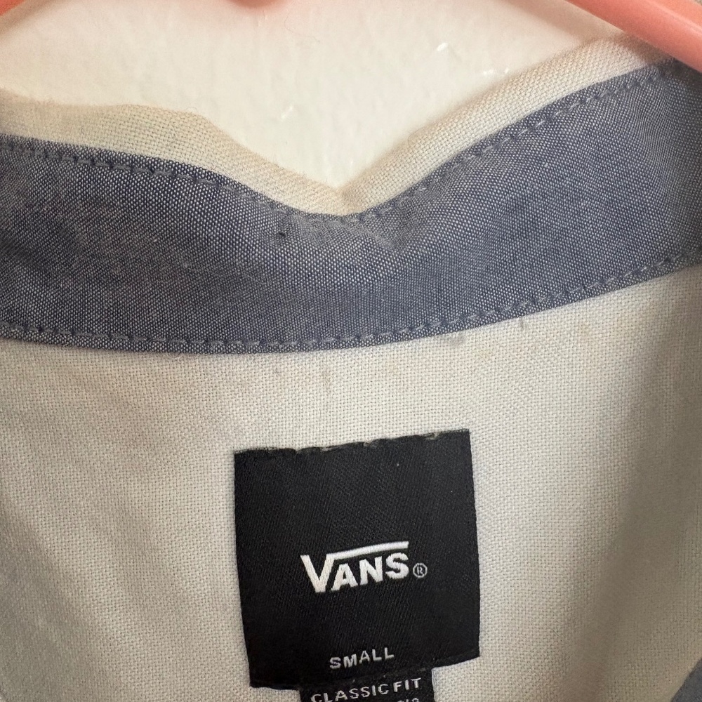 Men’s Vans button down shirt